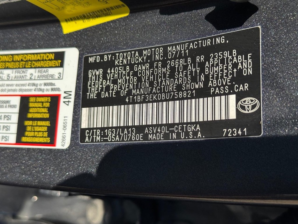 Toyota Camry Vehicle Image 21