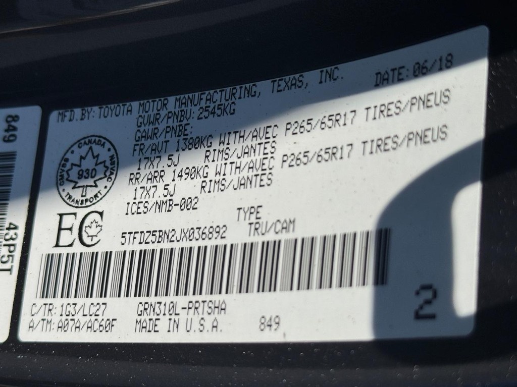Toyota Tacoma Vehicle Image 23