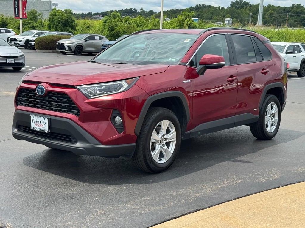 Toyota RAV4 Vehicle Image 10