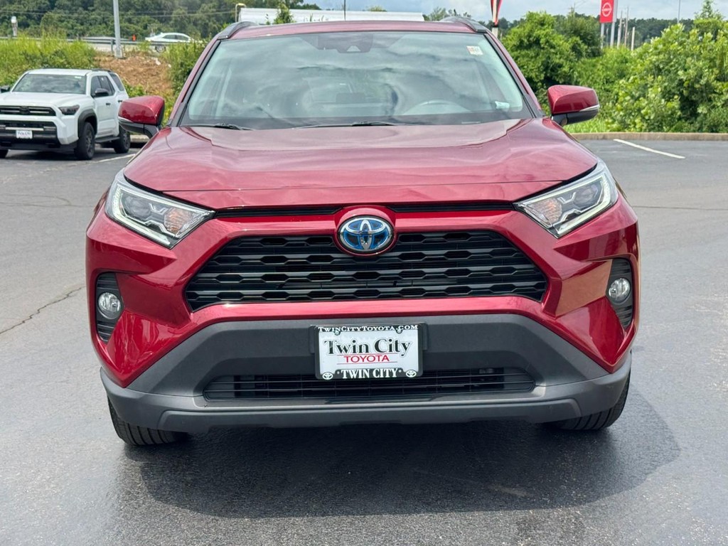 Toyota RAV4 Vehicle Image 11