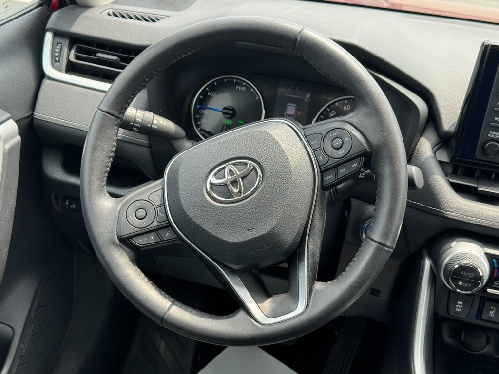Toyota RAV4 Vehicle Image 15