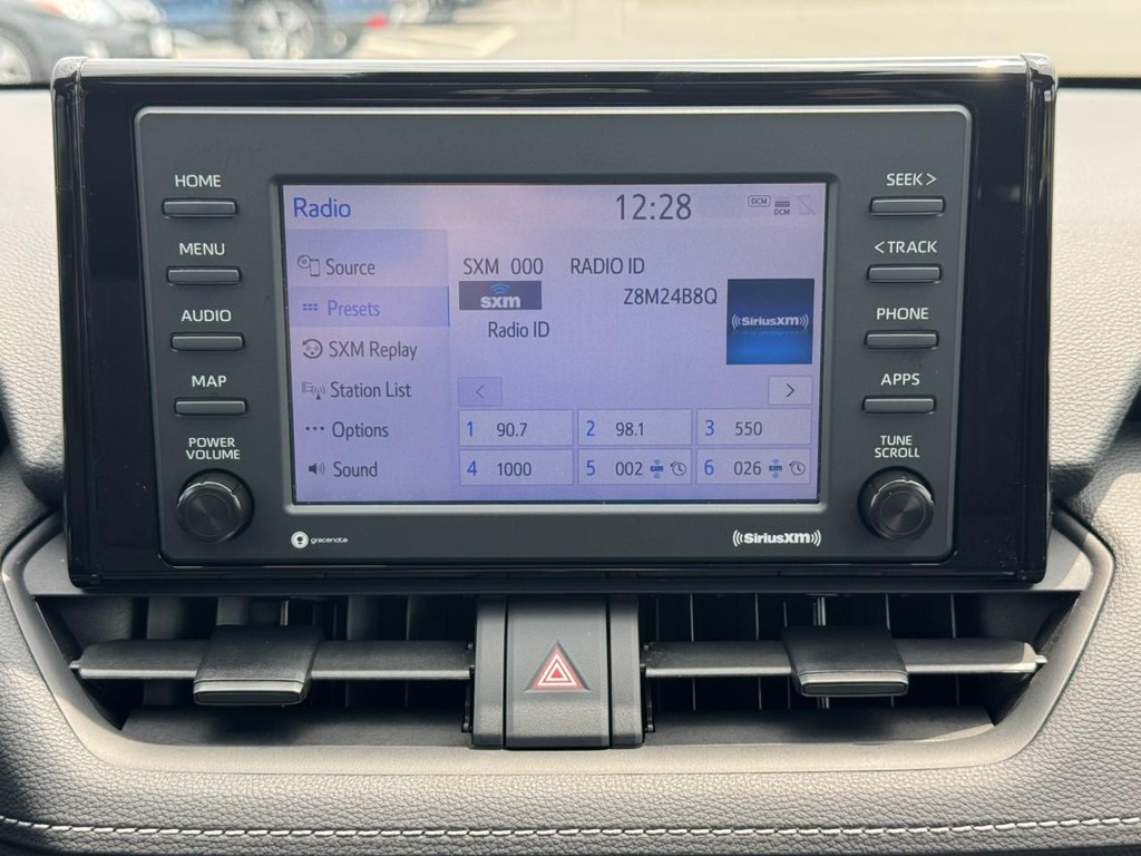 Toyota RAV4 Vehicle Image 16