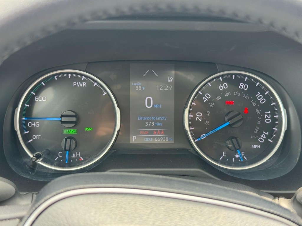 Toyota RAV4 Vehicle Image 23