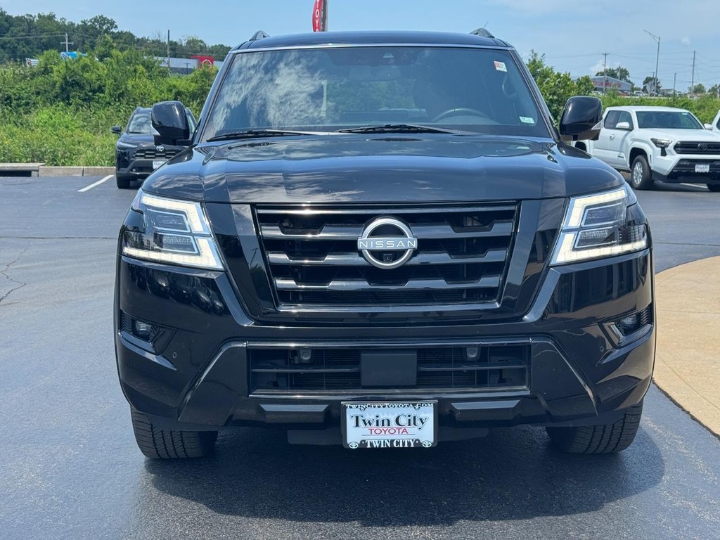 Nissan Armada Vehicle Image 10