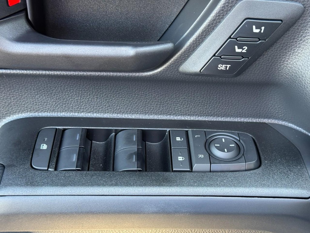 Toyota 4Runner Vehicle Image 11
