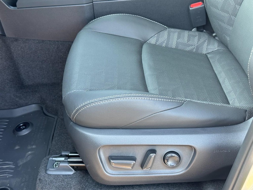 Toyota 4Runner Vehicle Image 12