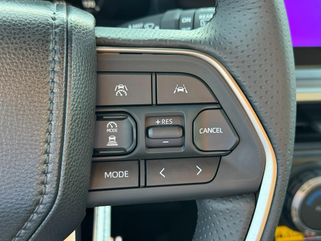 Toyota 4Runner Vehicle Image 15