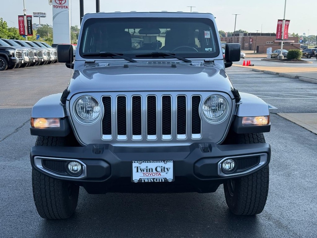 Jeep Wrangler Unlimited Vehicle Full-screen Gallery Image 09
