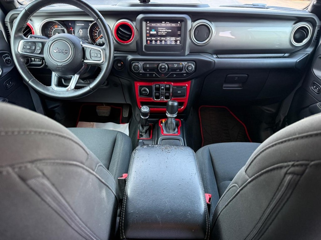 Jeep Wrangler Unlimited Vehicle Full-screen Gallery Image 11