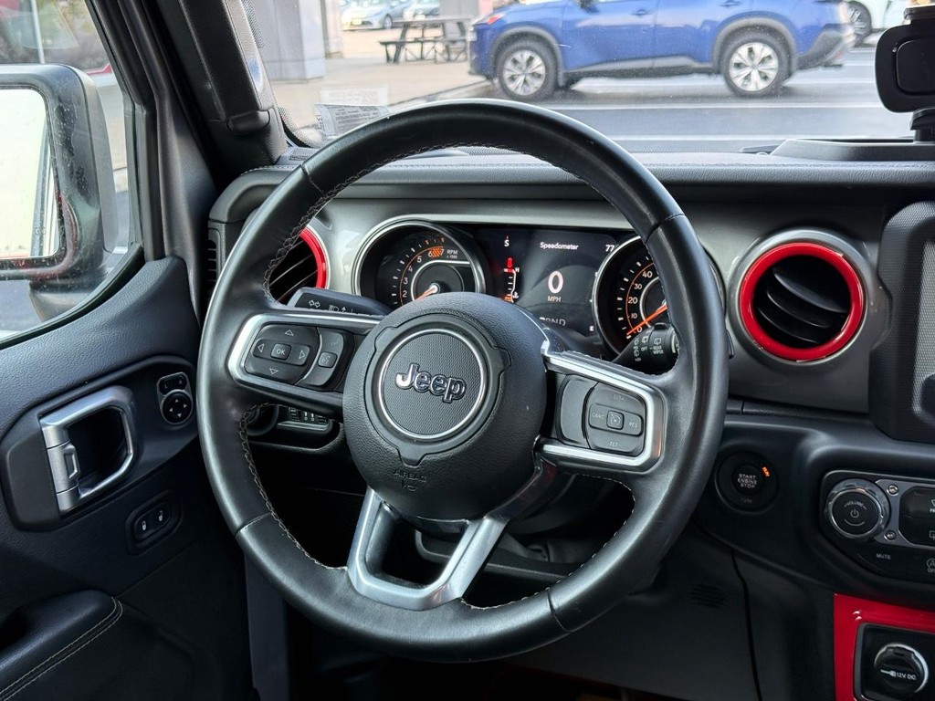 Jeep Wrangler Unlimited Vehicle Full-screen Gallery Image 12