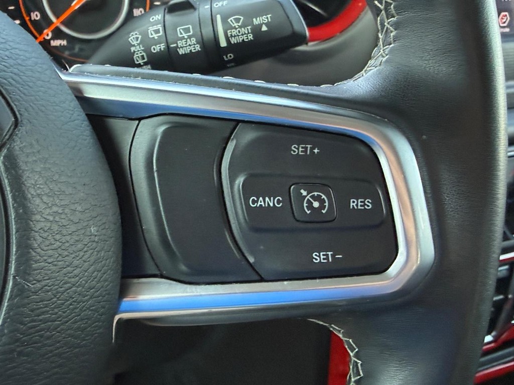 Jeep Wrangler Unlimited Vehicle Full-screen Gallery Image 18