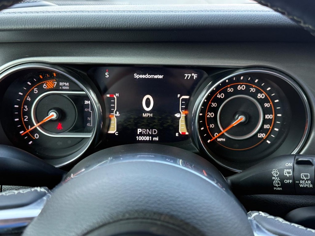 Jeep Wrangler Unlimited Vehicle Full-screen Gallery Image 19