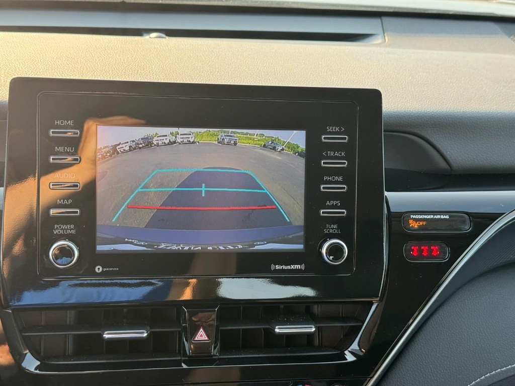Toyota Camry Vehicle Image 23