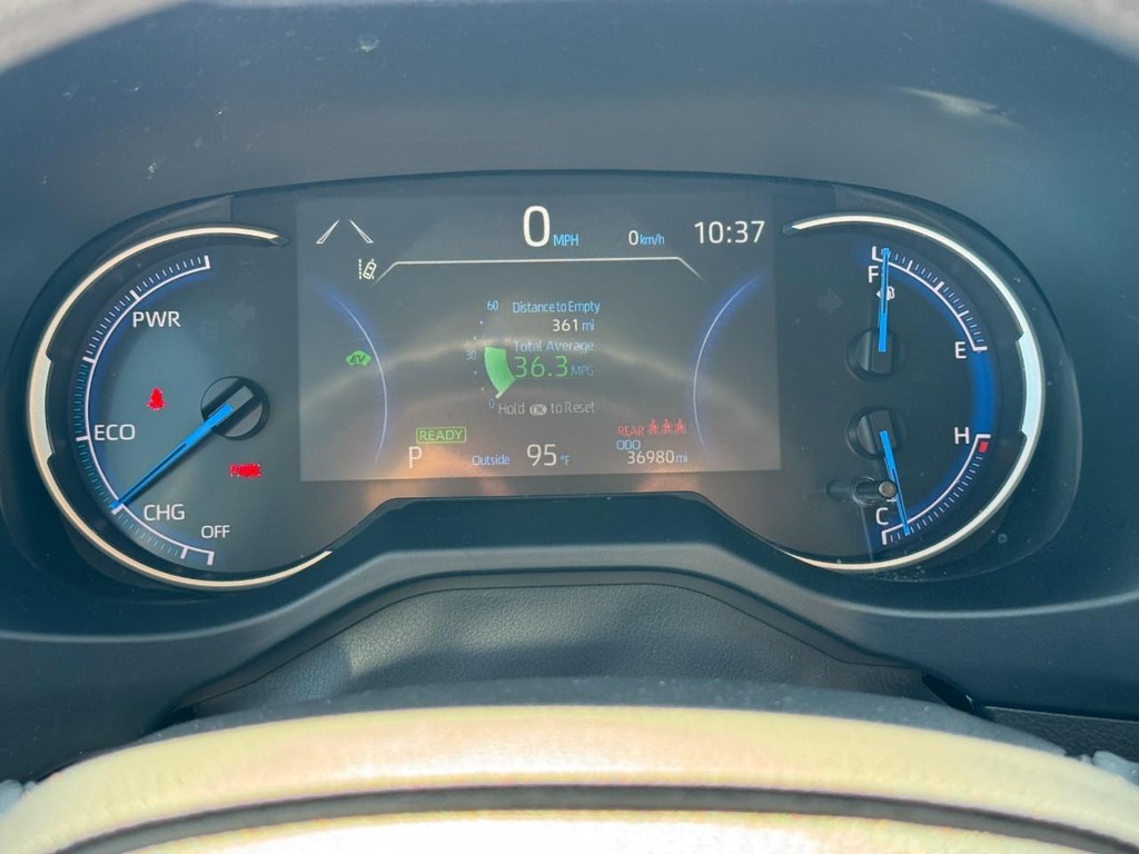 Toyota RAV4 Vehicle Image 22