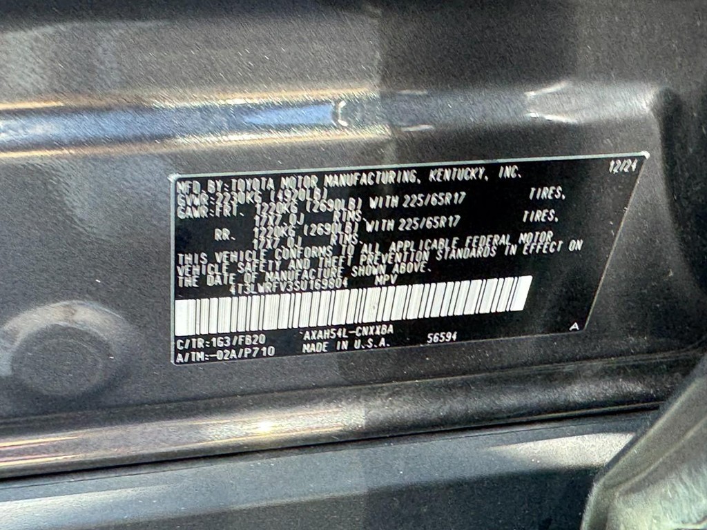 Toyota RAV4 Vehicle Image 25