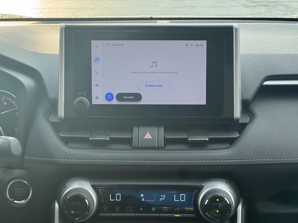 Toyota RAV4 Vehicle Image 15