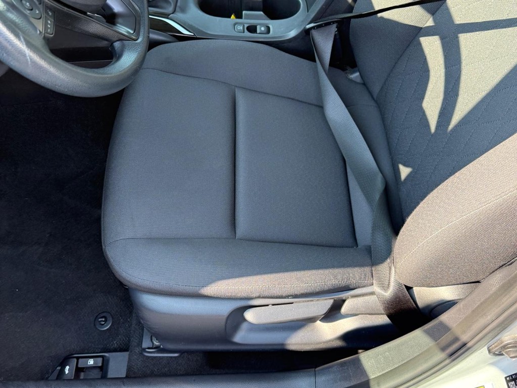 Toyota Corolla Vehicle Image 18