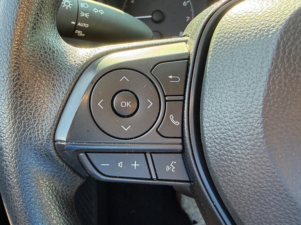 Toyota Corolla Vehicle Image 19