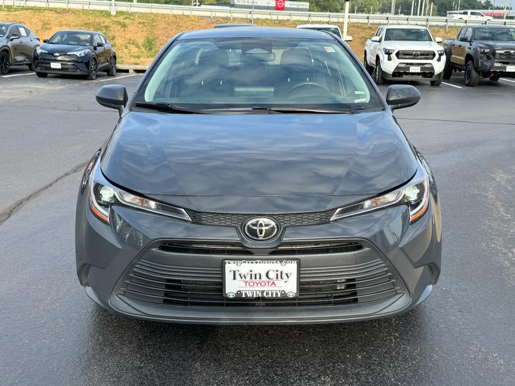 Toyota Corolla Vehicle Image 10
