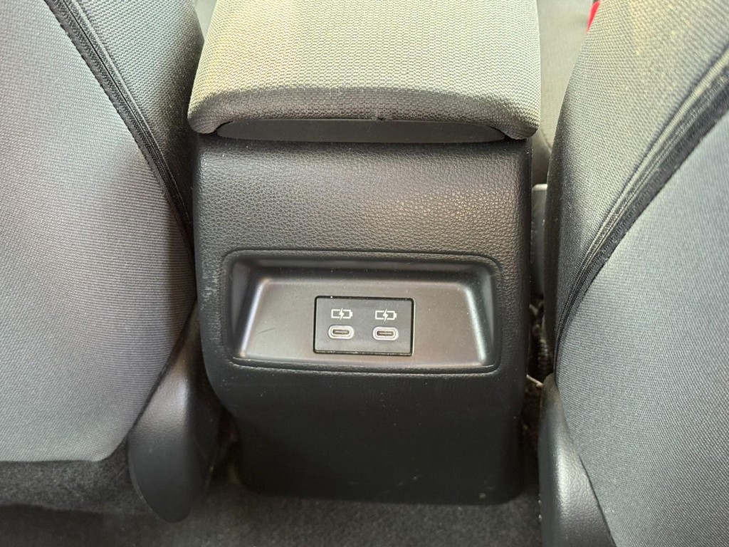 Toyota Corolla Vehicle Image 12