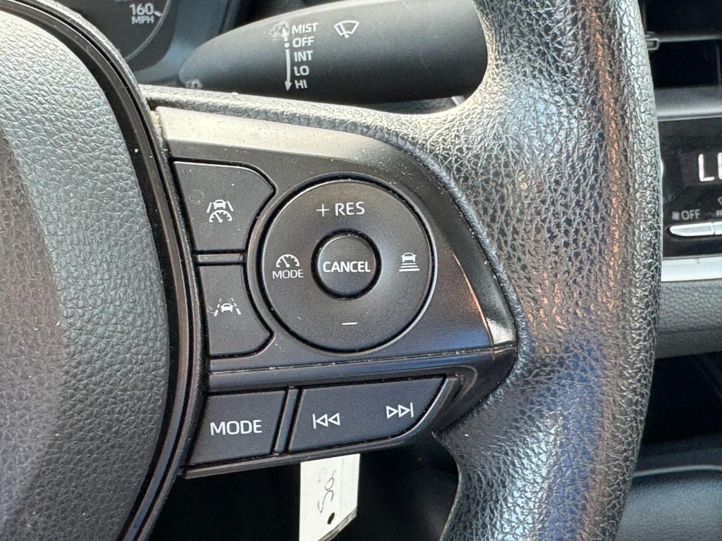 Toyota Corolla Vehicle Image 21