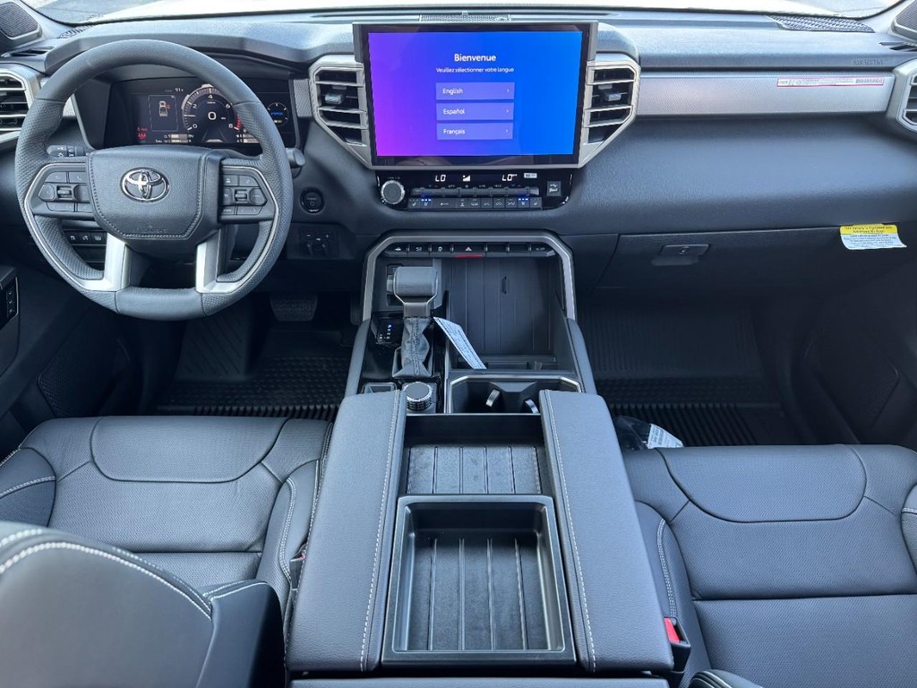 Toyota Tundra 4WD Vehicle Image 9