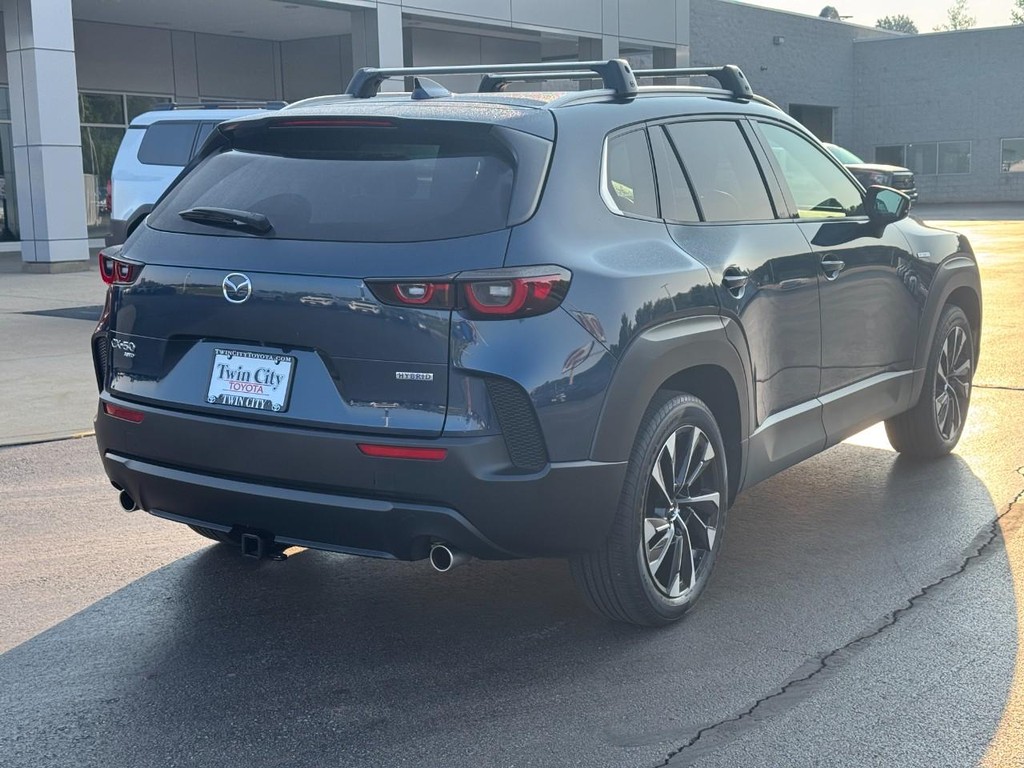 Mazda CX-50 Hybrid Vehicle Image 3
