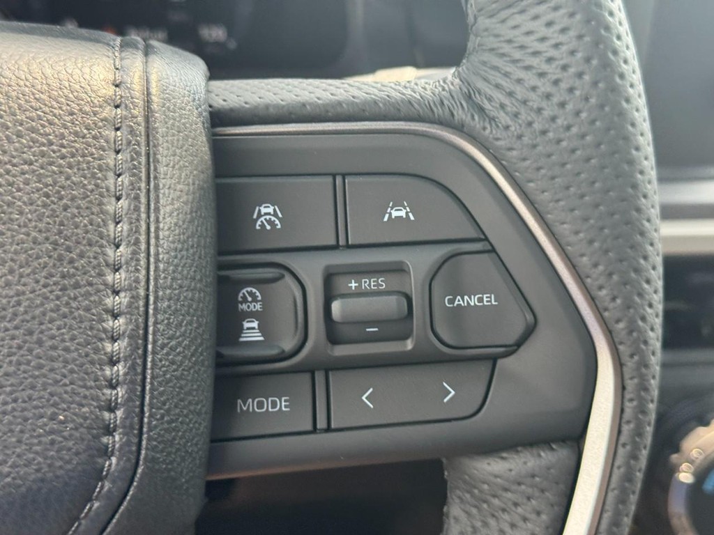 Toyota Tacoma 4WD Vehicle Image 15