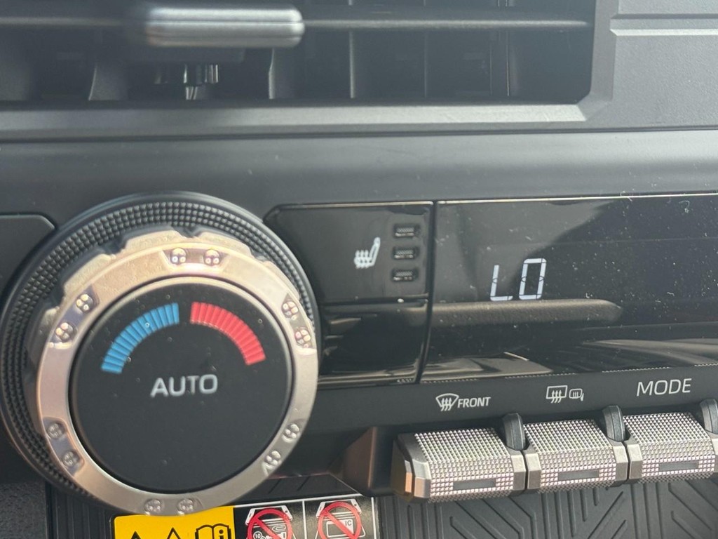 Toyota Tacoma 4WD Vehicle Image 18