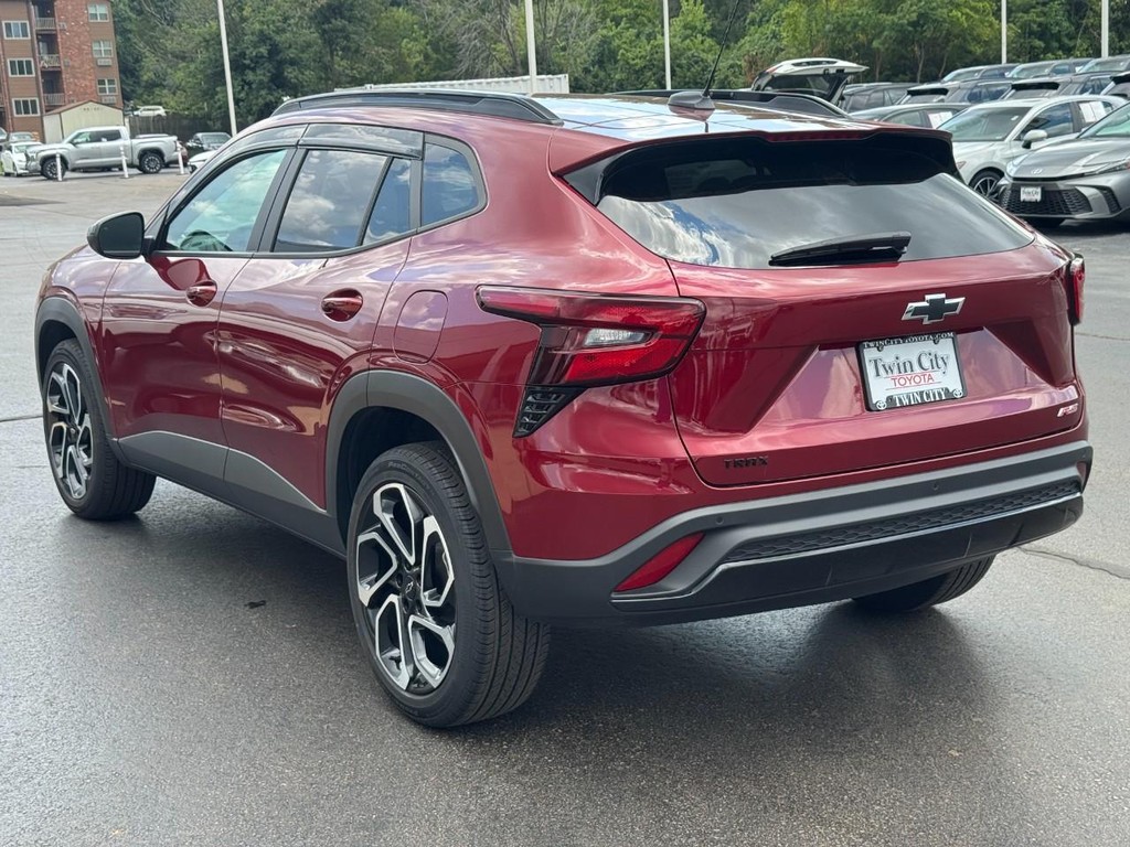 Chevrolet Trax Vehicle Full-screen Gallery Image 07