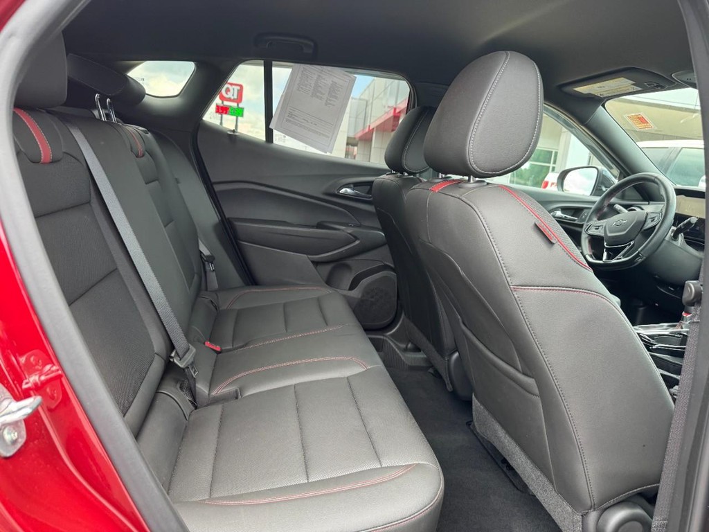 Chevrolet Trax Vehicle Full-screen Gallery Image 11