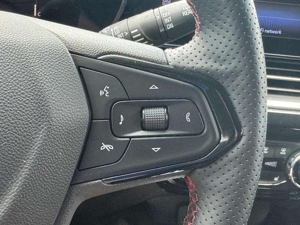 Chevrolet Trax Vehicle Full-screen Gallery Image 21
