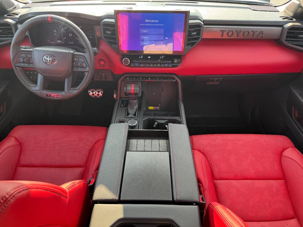 Toyota Tundra 4WD Vehicle Image 14