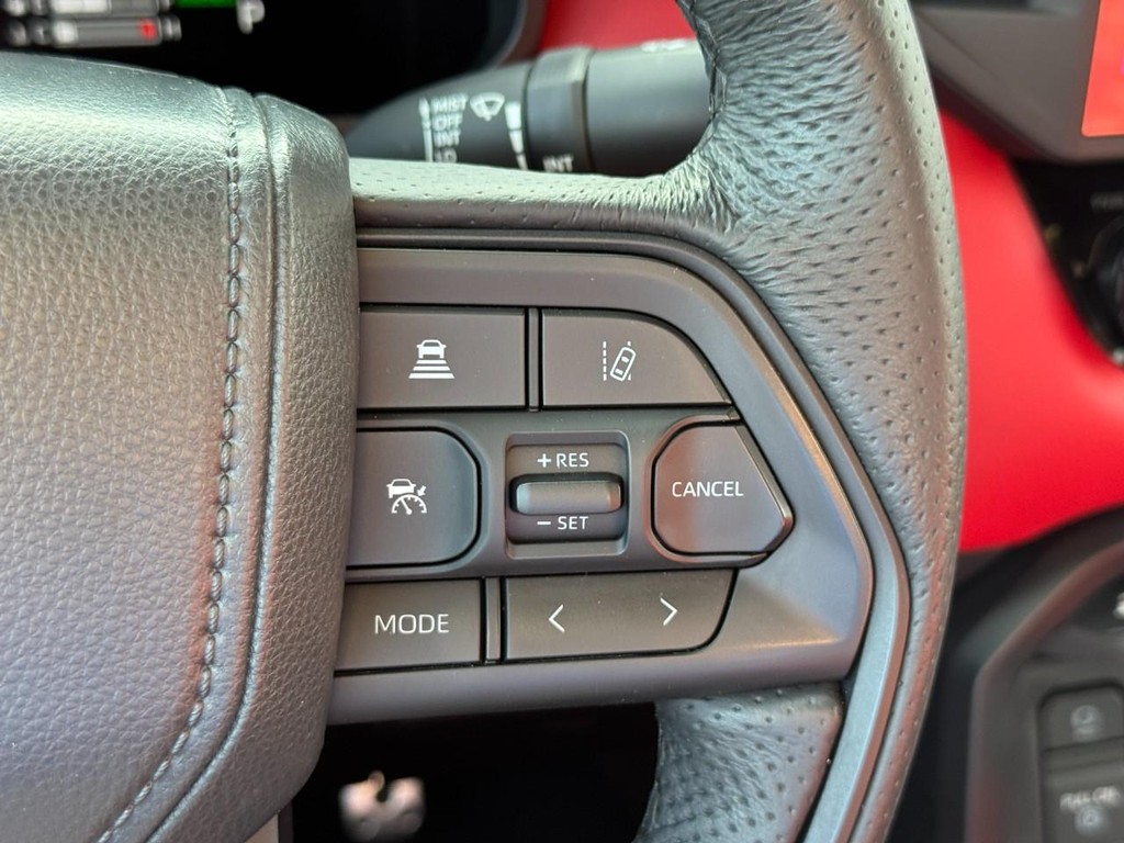 Toyota Tundra 4WD Vehicle Image 23