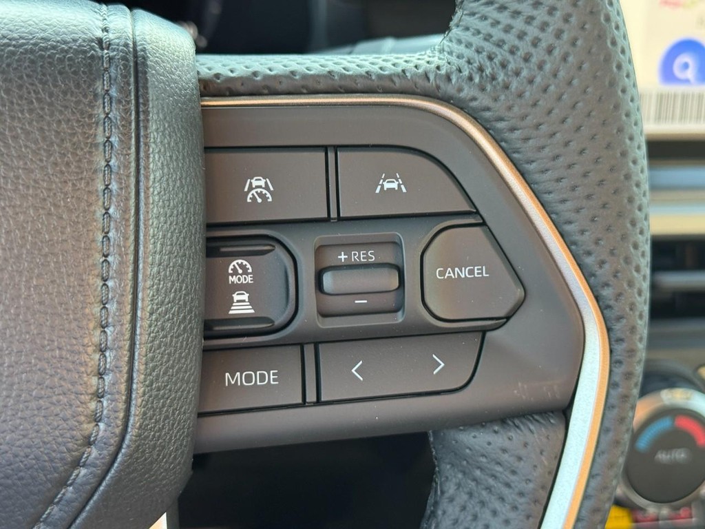 Toyota Tacoma 4WD Vehicle Image 16