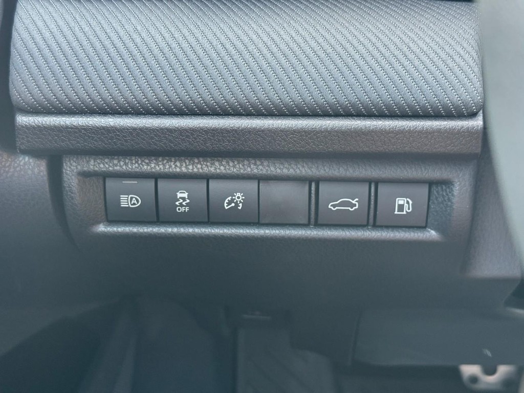 Toyota Camry Vehicle Image 19