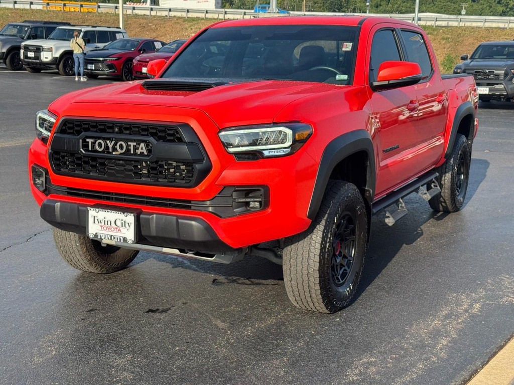 Toyota Tacoma 4WD Vehicle Image 9