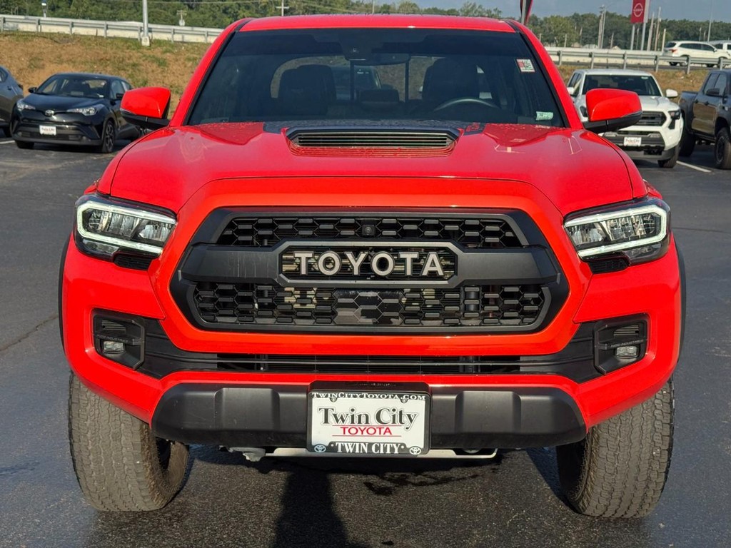 Toyota Tacoma 4WD Vehicle Image 10