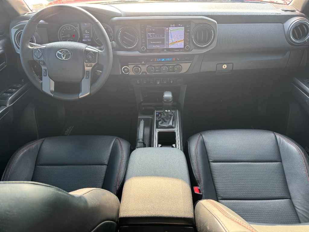 Toyota Tacoma 4WD Vehicle Image 12