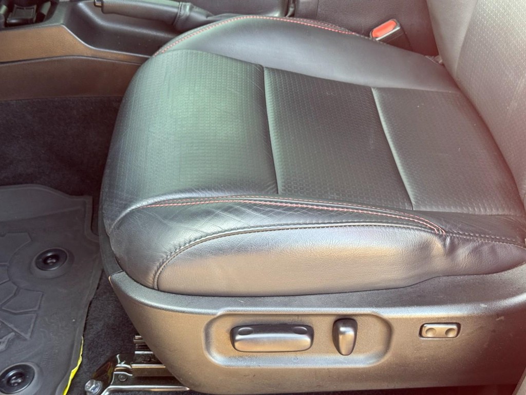 Toyota Tacoma 4WD Vehicle Image 17