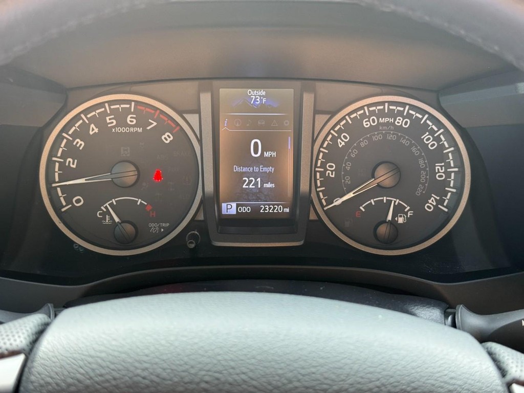 Toyota Tacoma 4WD Vehicle Image 21