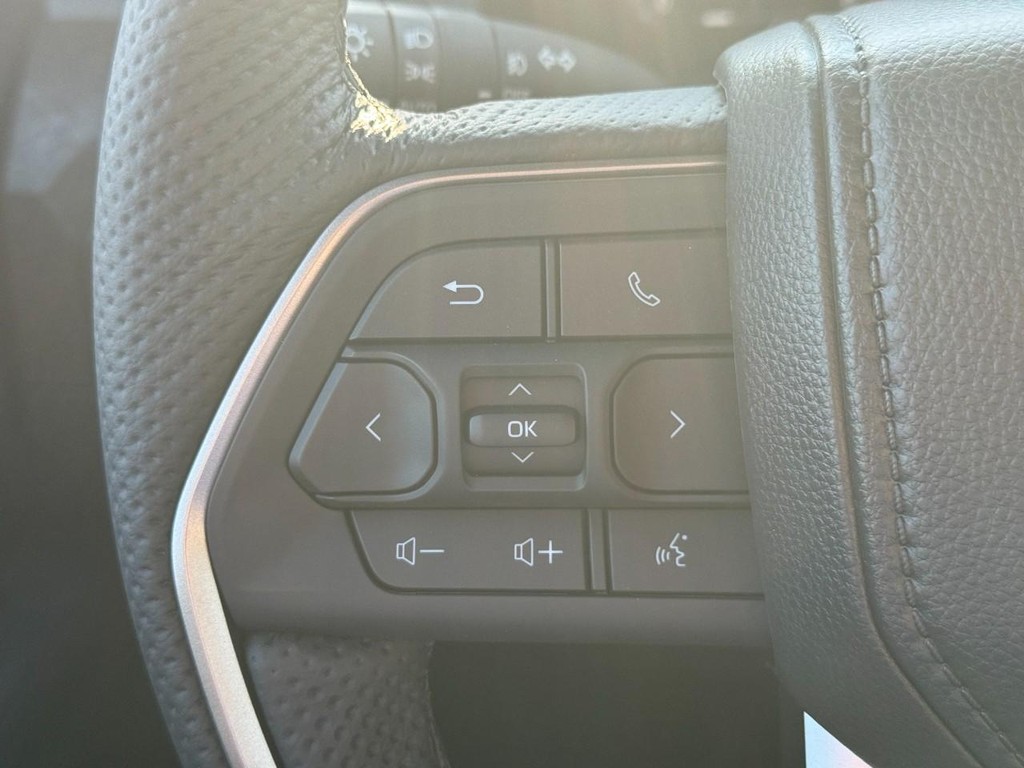 Toyota Tacoma 4WD Vehicle Image 14