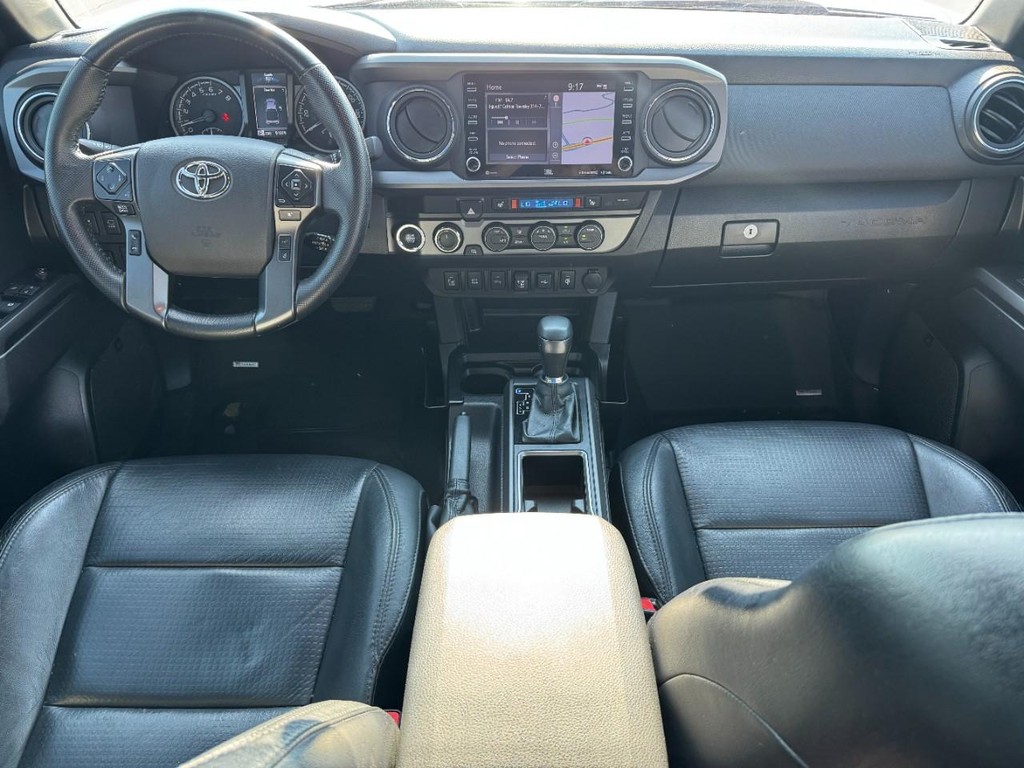 Toyota Tacoma 4WD Vehicle Image 12
