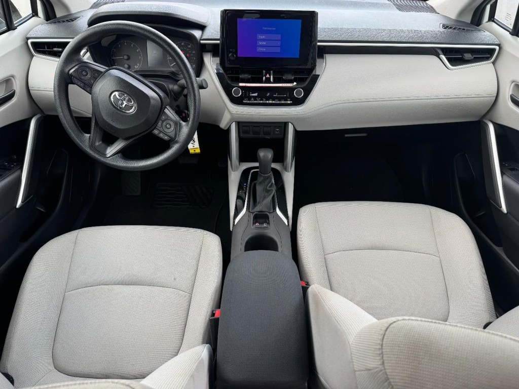 Toyota Corolla Cross Vehicle Image 11