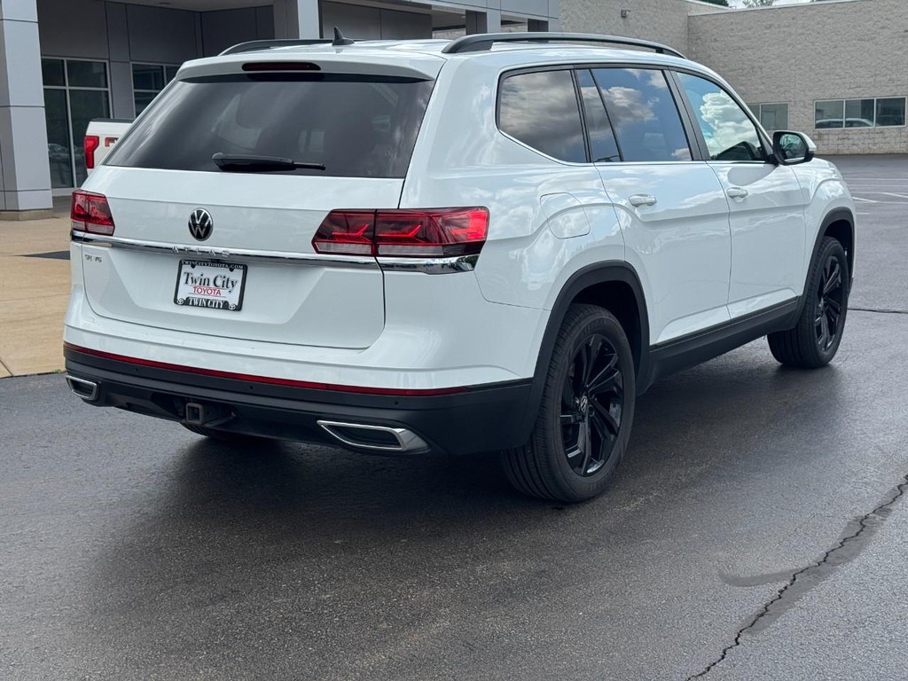 Volkswagen Atlas Vehicle Image 3