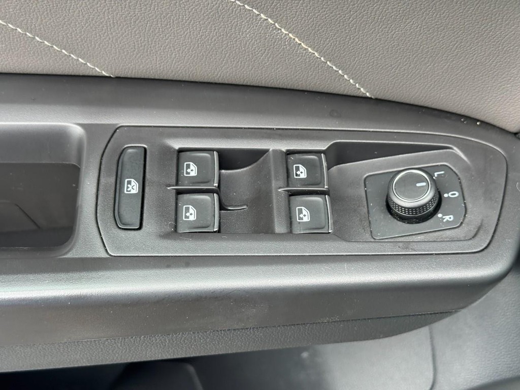 Volkswagen Atlas Vehicle Image 17