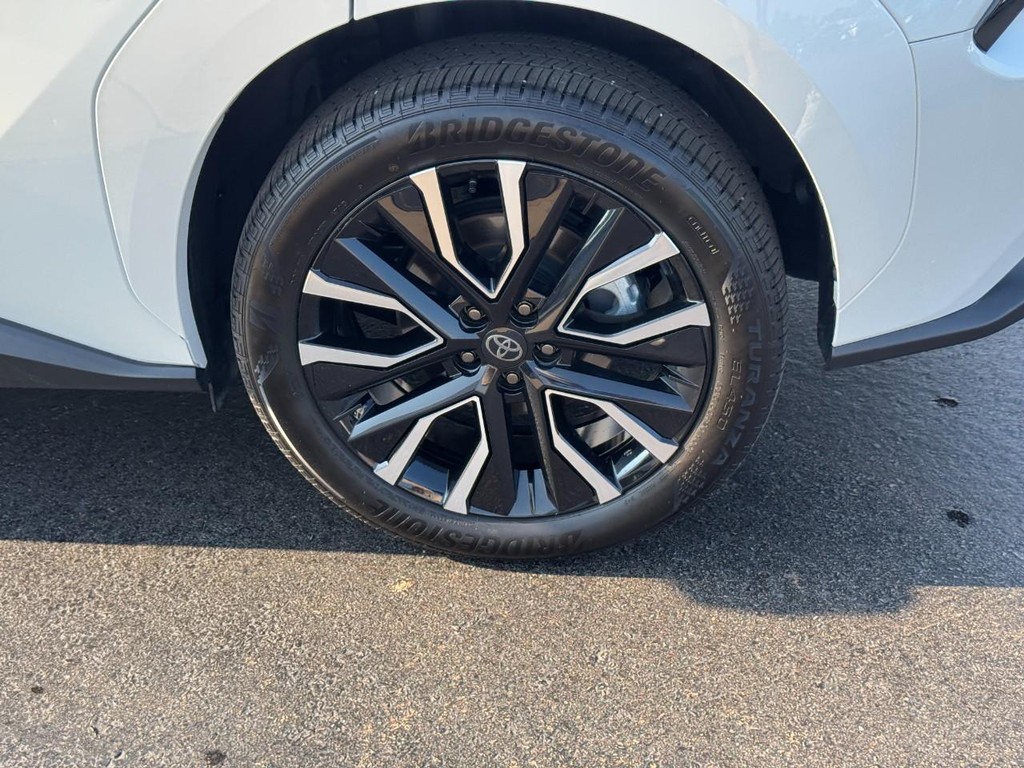Toyota bZ Vehicle Image 8