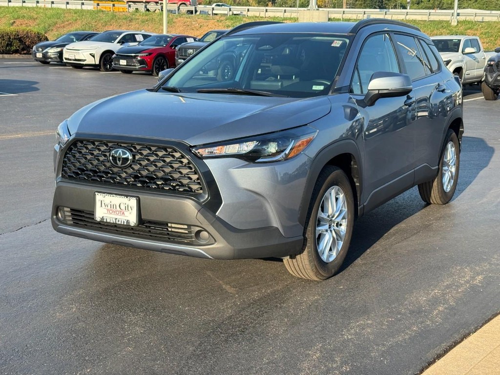 Toyota Corolla Cross Vehicle Image 9