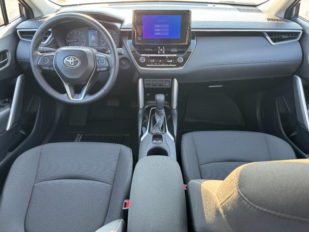 Toyota Corolla Cross Vehicle Image 12