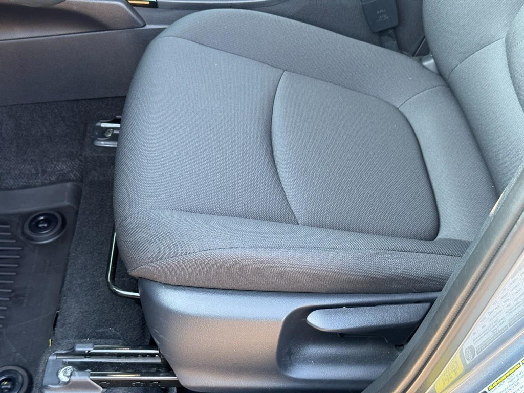 Toyota Corolla Cross Vehicle Image 17